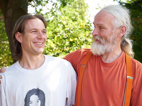 Benjamin-Kirschner&Dirk-Engelberts-German-Peace-Pole--Makers Benjamin-Kirschner&Dirk-Engelberts-German-Peace-Pole--Makers